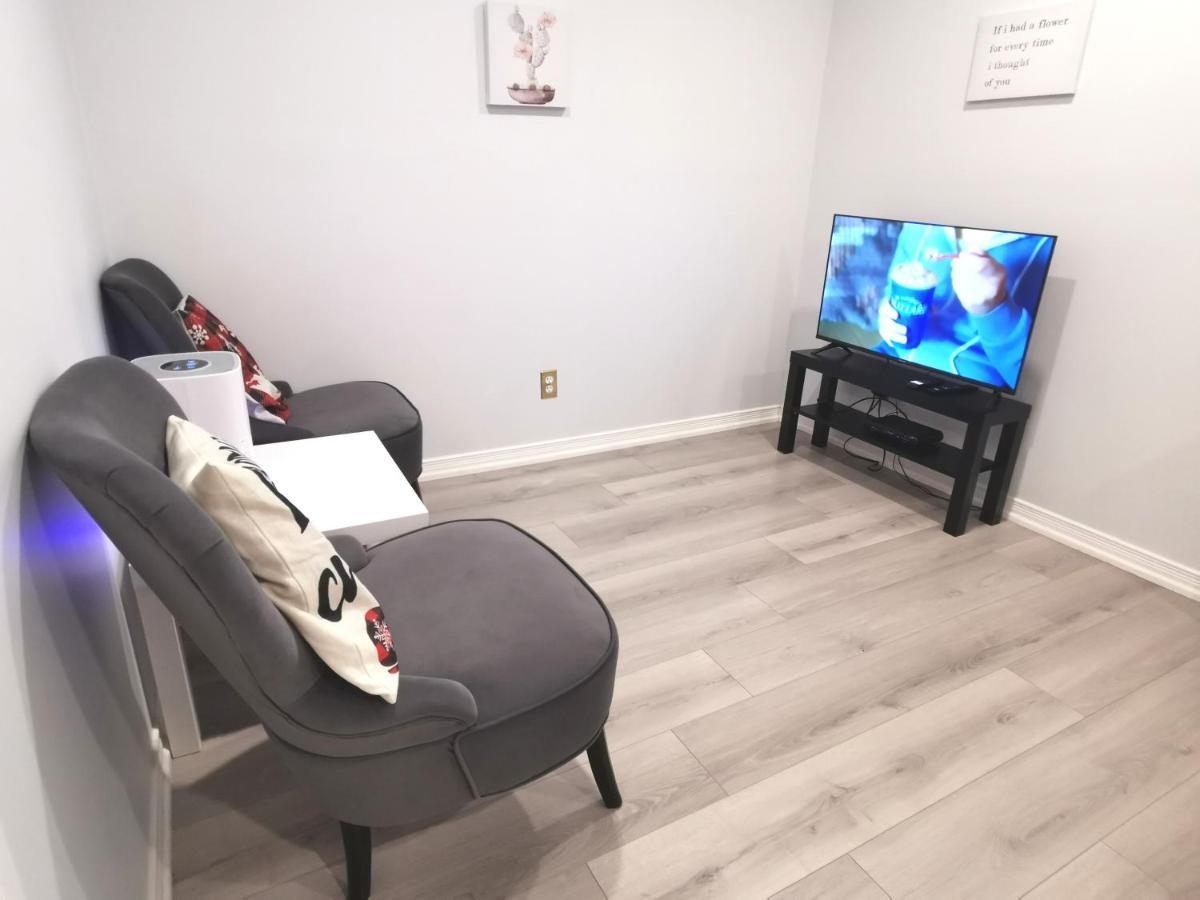 Perfect Location Comfort Private House Lower Level 2 Bedroom Unit Mississauga Esterno foto