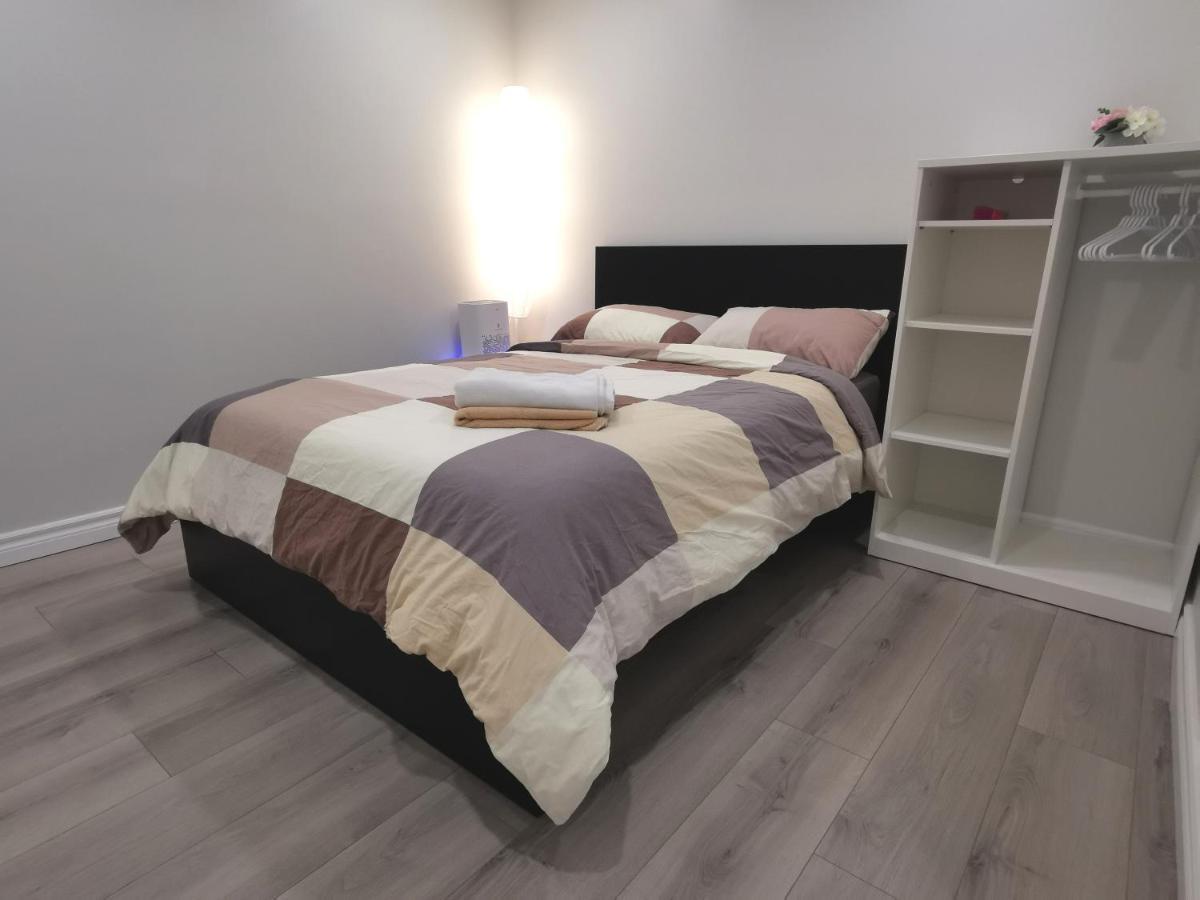 Perfect Location Comfort Private House Lower Level 2 Bedroom Unit Mississauga Esterno foto